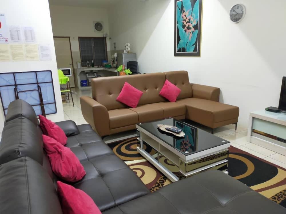 Lily Vacation At Cameron Highlands - 12 Pax,free Wifi W Carporch Tanah Rata